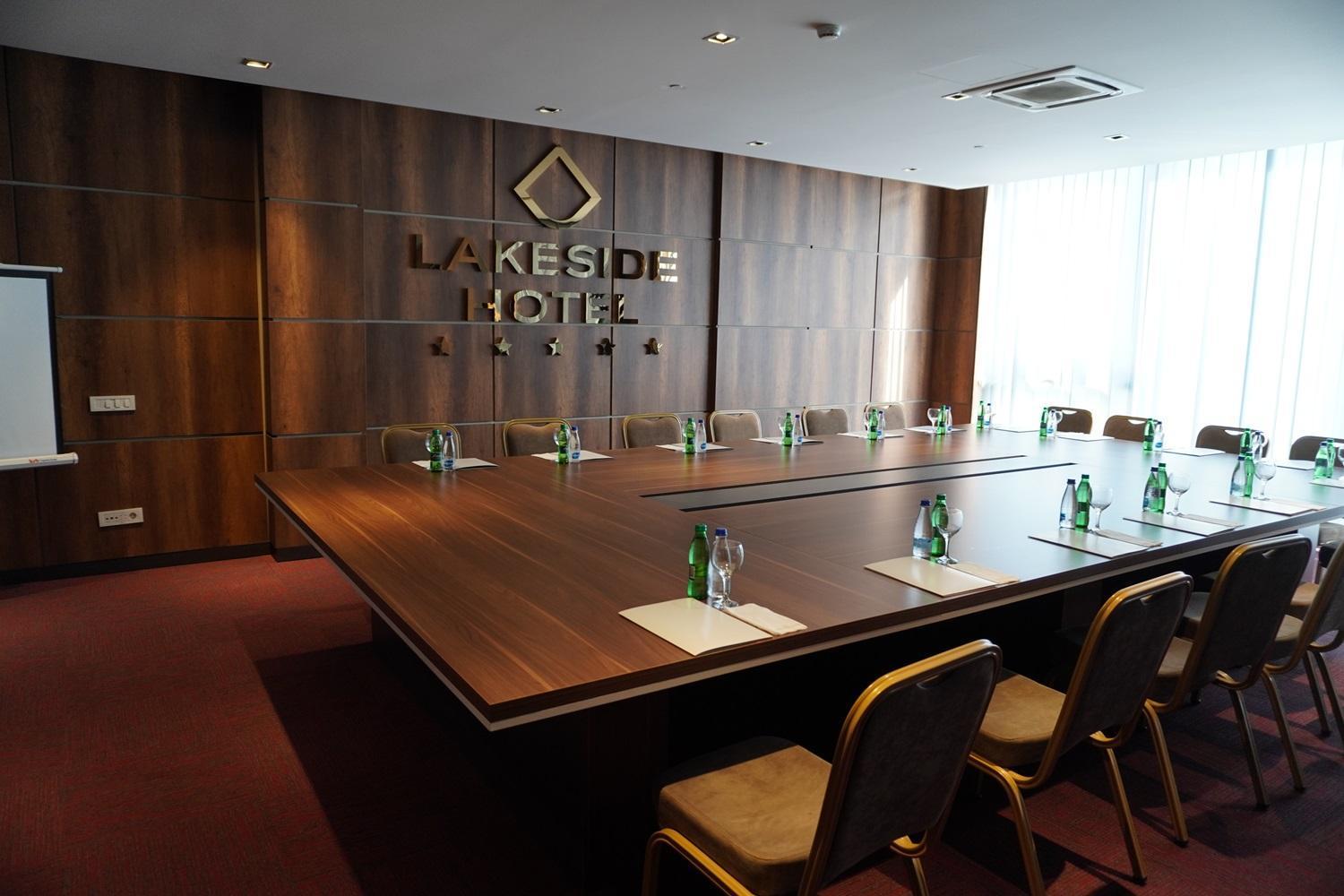 Hotel Lakeside Vermice Esterno foto
