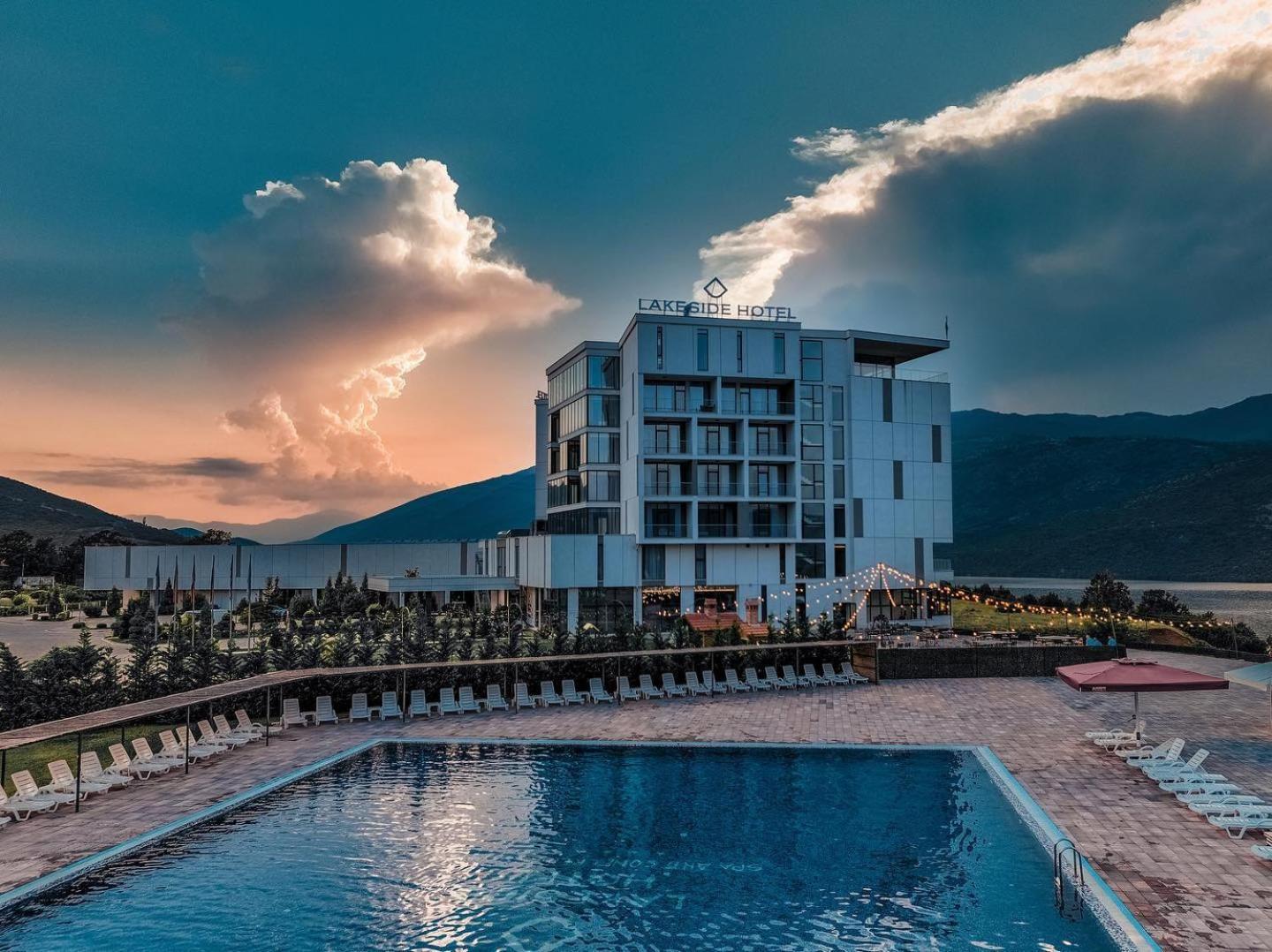 Hotel Lakeside Vermice Esterno foto
